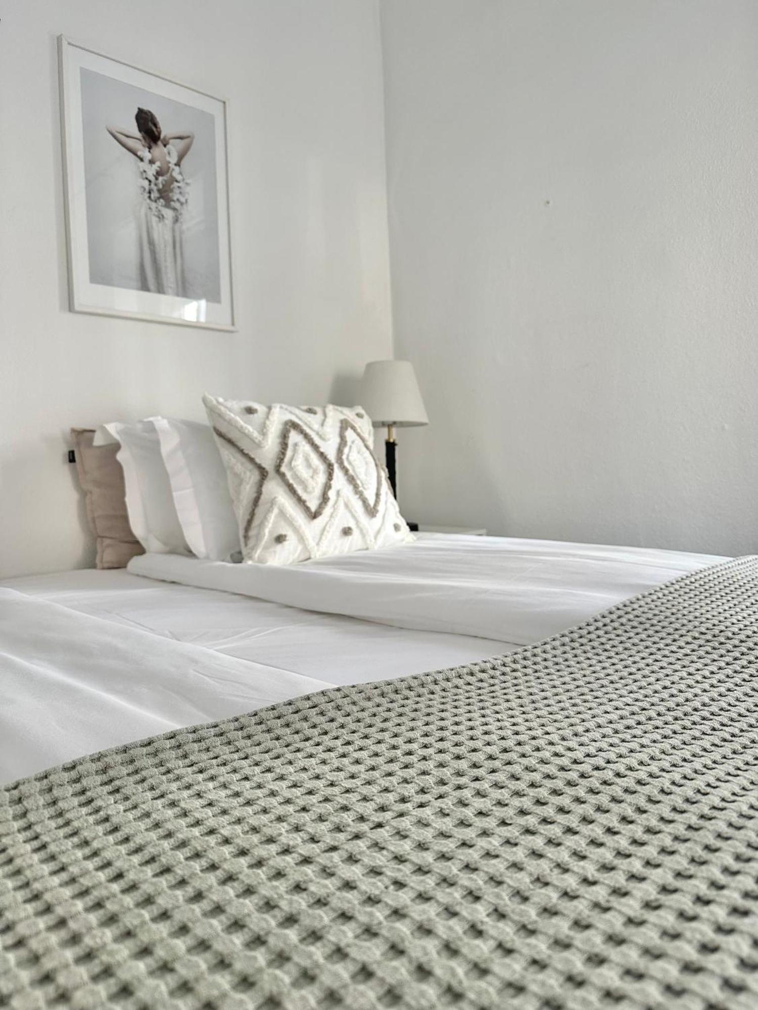 Wow, Foereningsgatan 9 Aparthotel Gothenburg Exterior photo